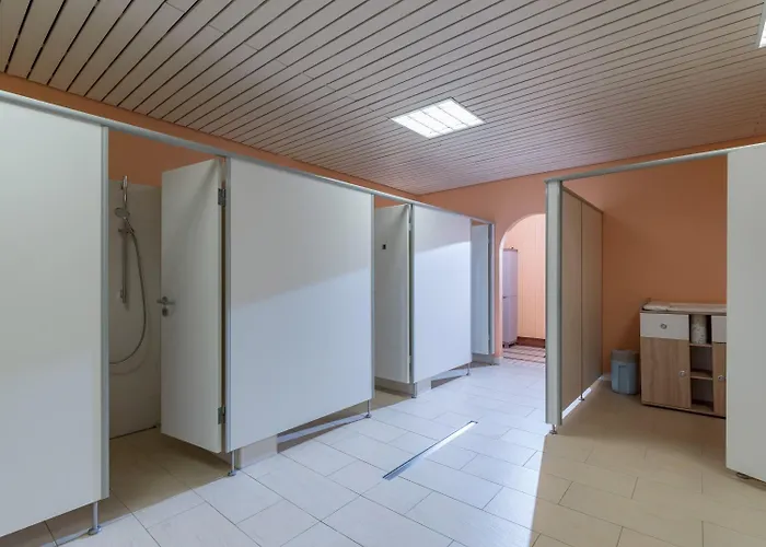 Ferienwohnanlage B 1 Mit Hallenbad Und Sauna *